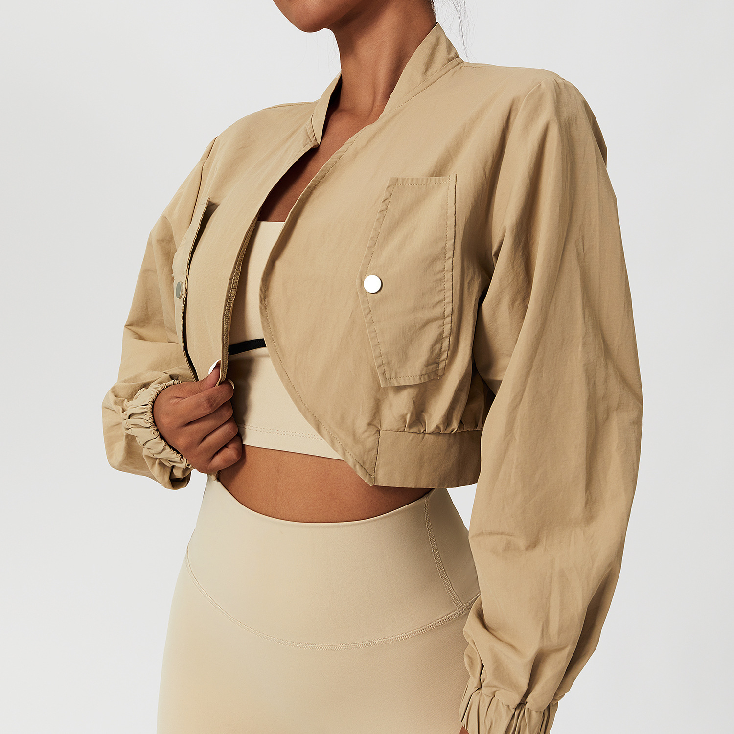 Long sleeved quick dry sports jacket