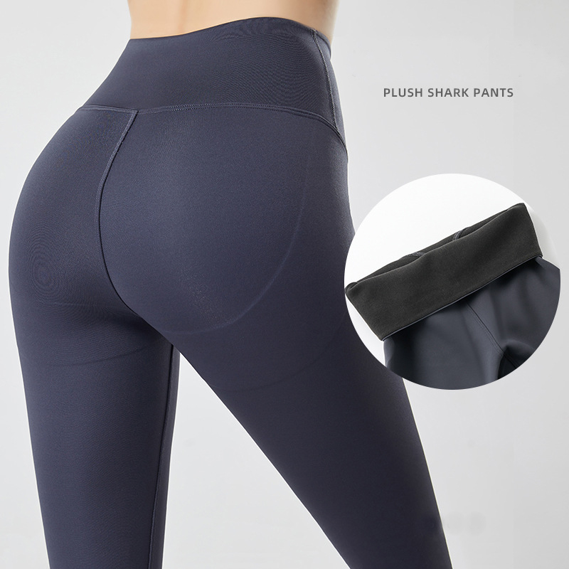 Yoga pants thickened with velvet